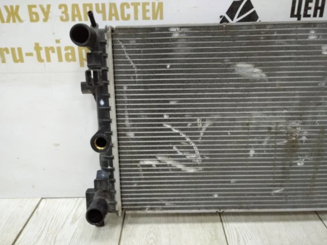 Радиатор охлаждения ДВС для Skoda Rapid I rest NH3 2017-2020 на фотографиях