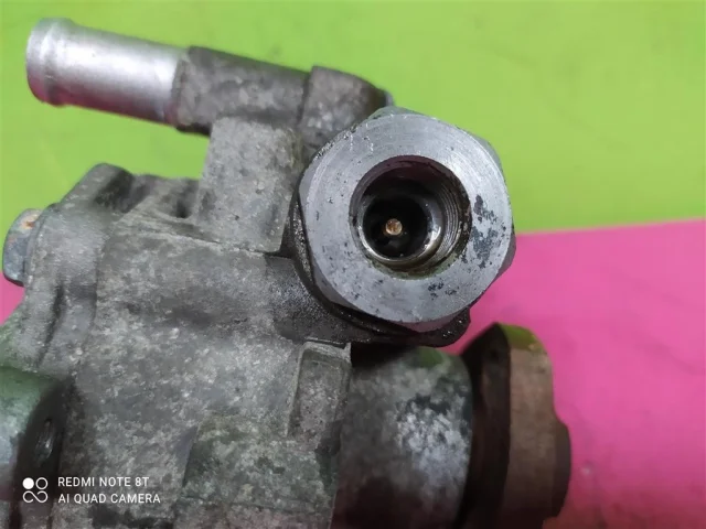 Насос ГУР для Volkswagen Jetta 4 1J 1998-2005 на фотографиях