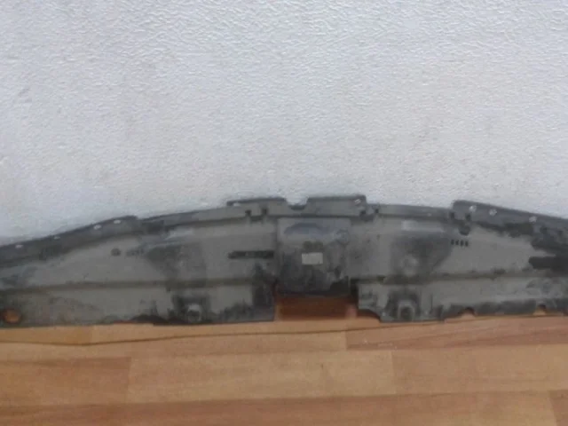 Кожух замка капота для Hyundai Solaris 1 рестайлинг 2014-2017 Хэтчбек на фотографиях