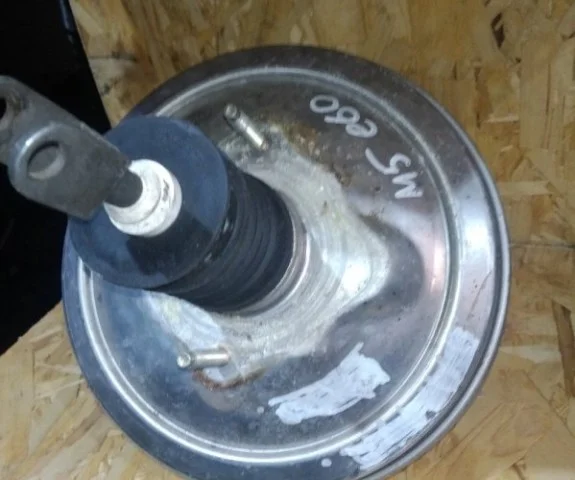 Вакуумный усилитель тормозов для BMW 5er Е60 2003-2010 на фотографиях