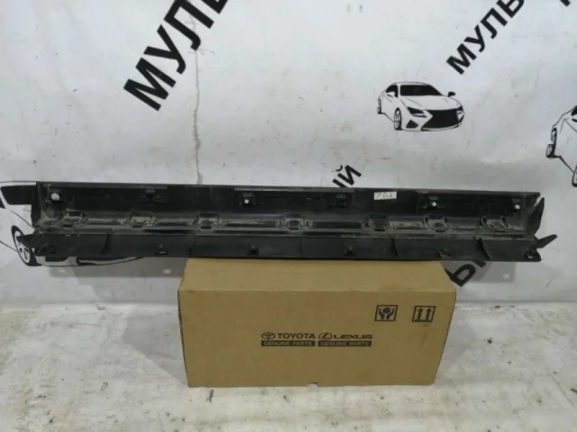 Двери для Toyota Alphard H20 2008-2015 на фотографиях