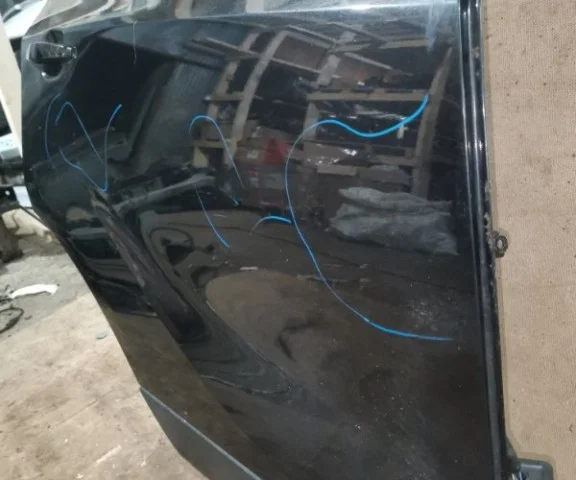 Накладка на дверь задняя правая для Opel Mokka 2012-2016 на фотографиях