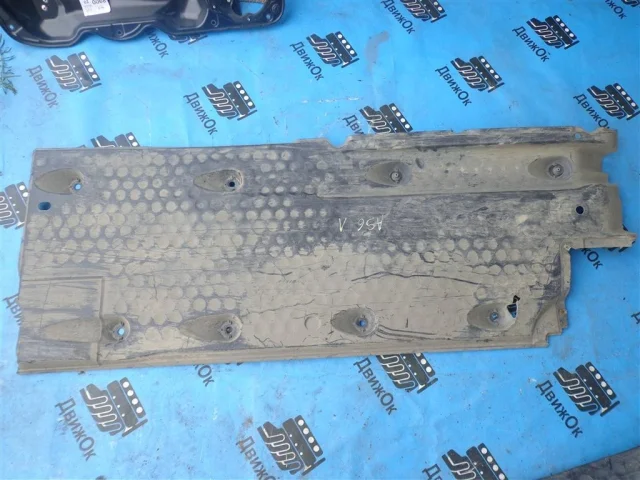 Защита днища для Volkswagen Passat Variant (B6, Typ 3C) 2004-2010 на фотографиях