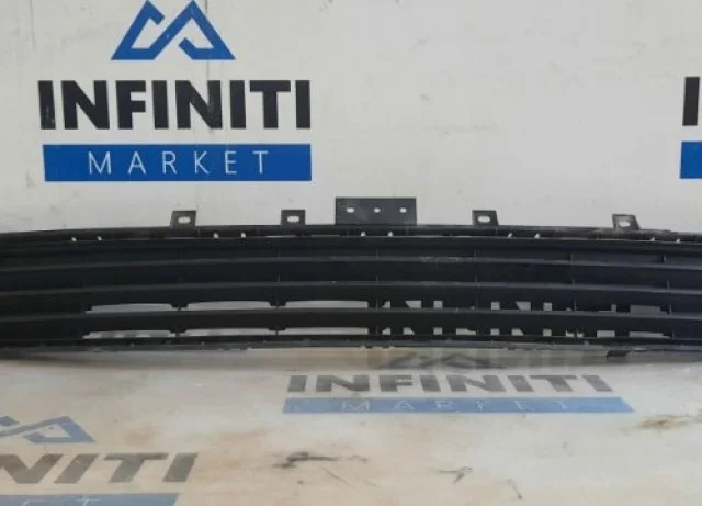 Решетка переднего бампера для Infiniti Q Q50 V37 2013-2021 на фотографиях