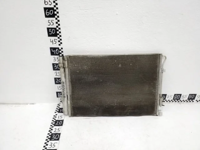 Кассета радиаторов для Hyundai Solaris 2 (2017-2022) на фотографиях