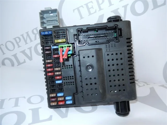 CEM Центральный электронный модуль для Volvo XC90 I C 2002-2014 на фотографиях