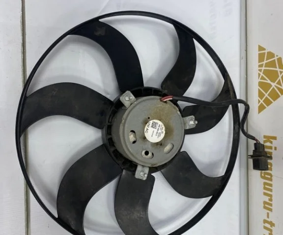 Вентилятор радиатора охлаждения ДВС для Skoda Rapid I NH3 2012-2017 на фотографиях