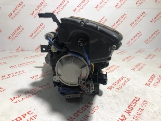 Фара правая для Nissan Murano Z50 JDM 2004-2008 на фотографиях