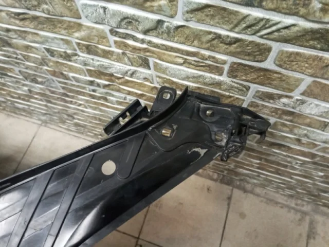 Панель радиатора (телевизор) для Mercedes-Benz GL class X166 2012-2016 на фотографиях