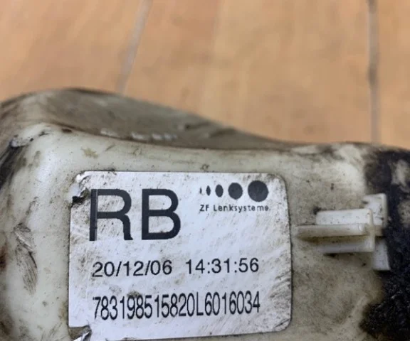 Насос ГУР для Opel Astra H Седан 2004-2014 на фотографиях