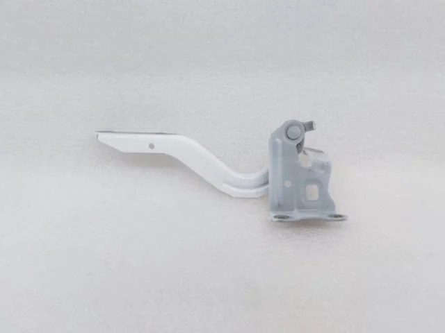 Петля капота левая для Toyota Corolla E210 Седан (RU) 2019+ на фотографиях