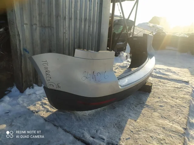 Накладка заднего бампера для Volkswagen Touareg I (7L) 2002-2010 на фотографиях