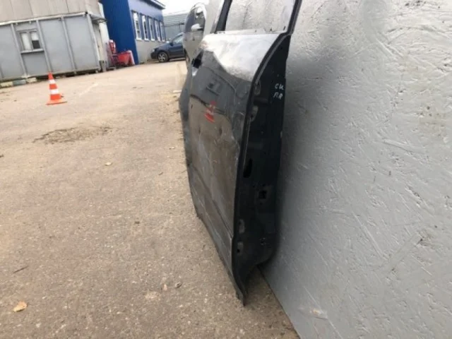 Двери для Mitsubishi Outlander 1 CU0W 2002-2009 на фотографиях