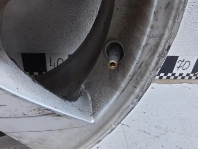 Диск колесный литой для Volvo XC60 Y20 2008-2017 на фотографиях