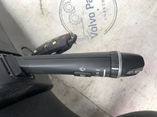 Подрулевой переключатель для Volvo XC90 I C 2002-2014 на фотографиях