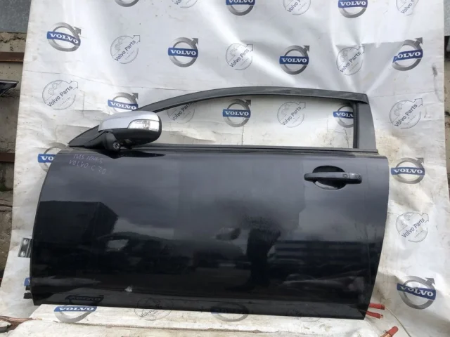 Дверь передняя левая для Volvo C30 MK 2006-2013 на фотографиях
