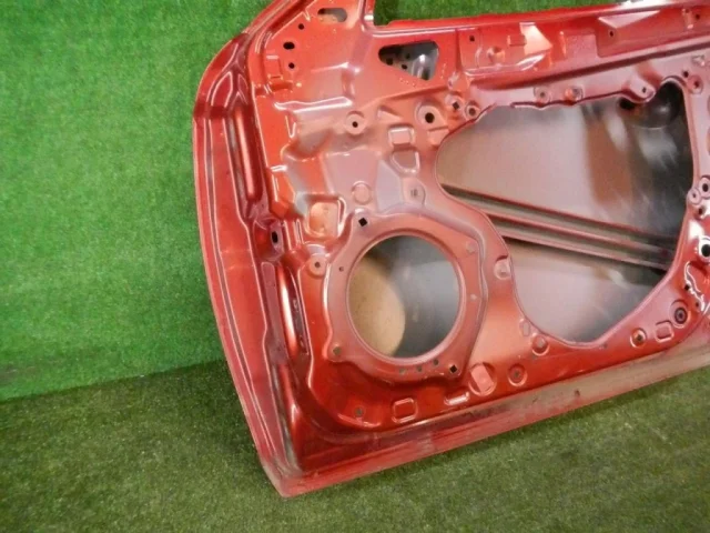 Дверь передняя правая для Mazda 6 GJ rest 2015-2018 на фотографиях