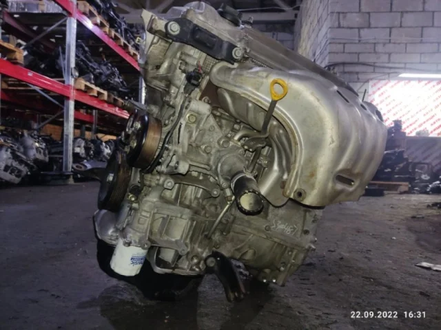 Двигатель без навесного для Toyota RAV4 XA20 3 door 2000-2005 на фотографиях