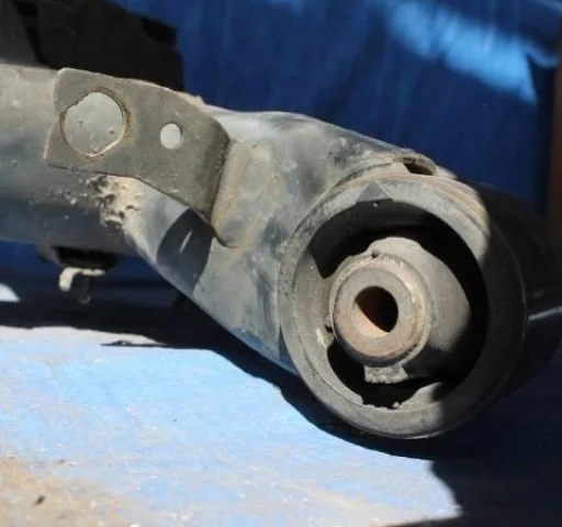 Задняя балка для Toyota Corolla E140/E150 Седан 2006-2013 на фотографиях