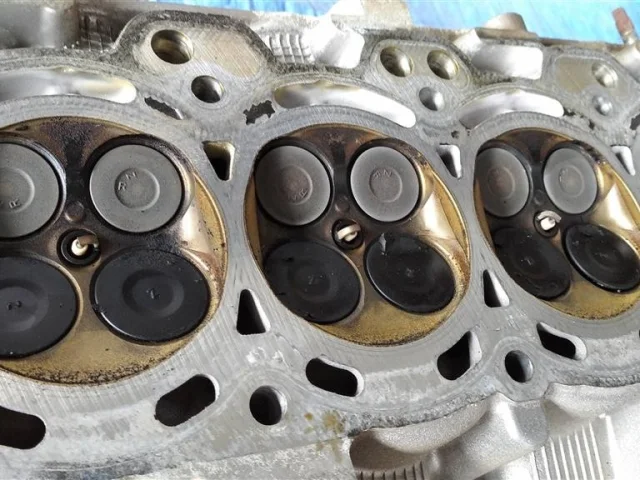 ГБЦ для Toyota RAV4 XA40 2013-2015 на фотографиях