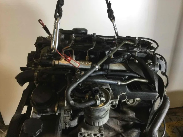 Двигатель без навесного для Mercedes-Benz Vito W639 Vito Микроавтобус 2003-2013 на фотографиях