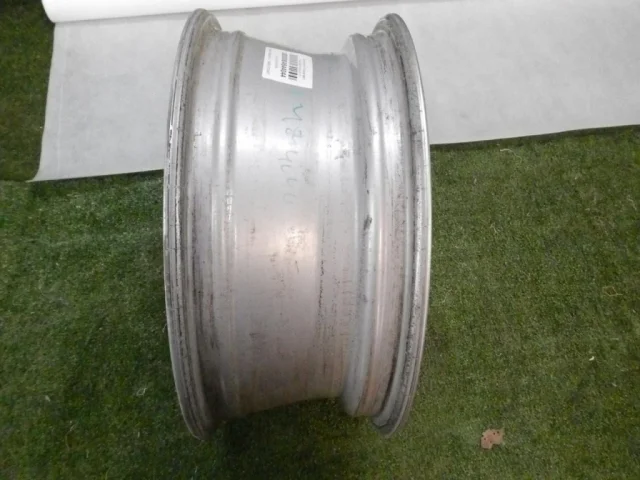 Диск колесный литой для Skoda Rapid I NH3 2012-2017 на фотографиях