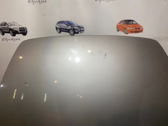 Капот для Volvo C30 MK 2006-2013 на фотографиях