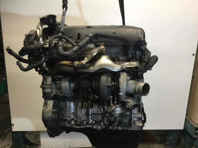 Двигатель для Volkswagen Touareg I (7L) 2002-2010 на фотографиях