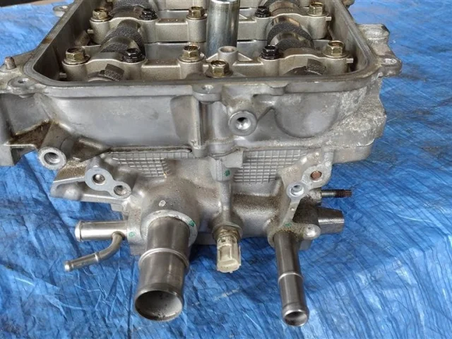 ГБЦ для Toyota RAV4 XA40 2013-2015 на фотографиях