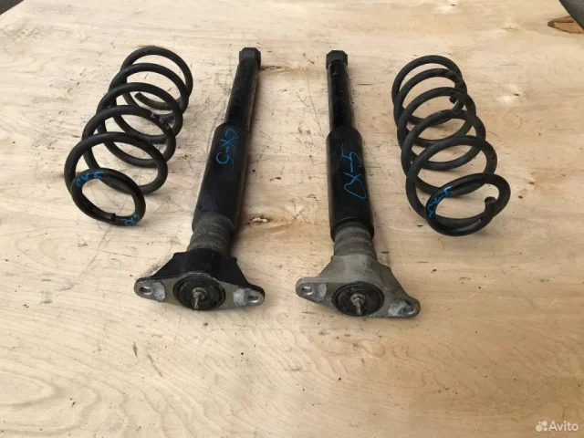 Пружина амортизатора задняя для Mazda CX 5 KE 2011-2017 на фотографиях