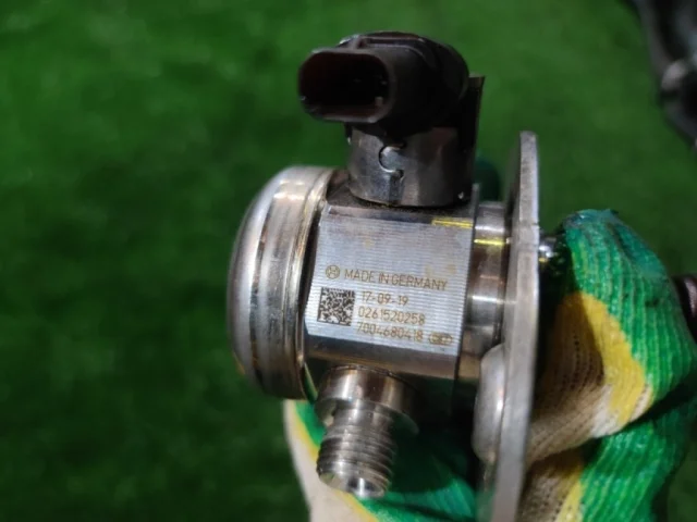 ТНВД для BMW 3er G20 2018+ на фотографиях