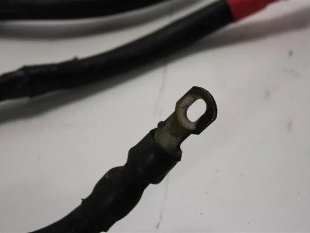 Провод высоковольтный длинный для Jaguar XF X250 2008-2016 на фотографиях