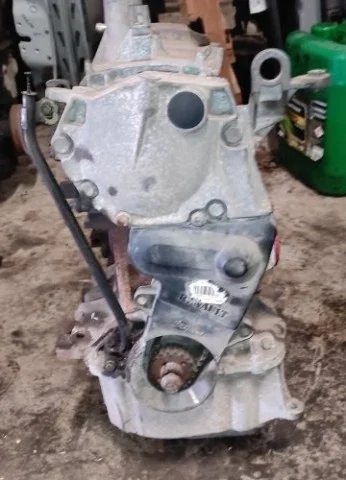 Двигатель без навесного для Renault Logan 2007-2012 (Универсал KS) на фотографиях