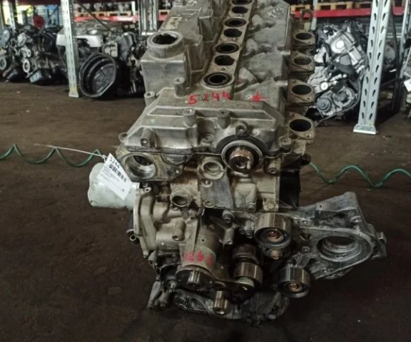 Двигатель без навесного для Mitsubishi Pajero Sport KH0 2008-2013 на фотографиях