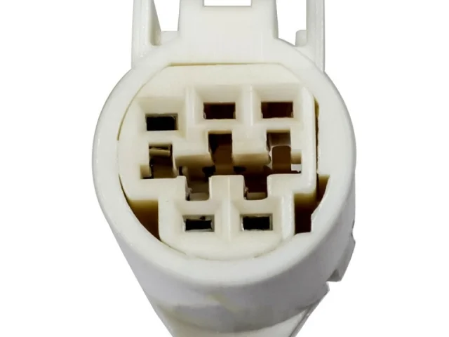 Стекла и зеркала для Toyota Corolla E120/E130 Хэтчбек 2001-2007 на фотографиях