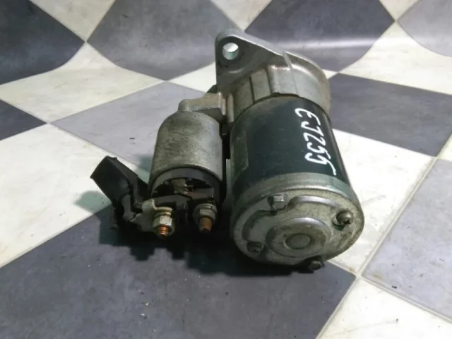 Стартер для Subaru Legacy Универсал BR/B14 2009-2015 на фотографиях