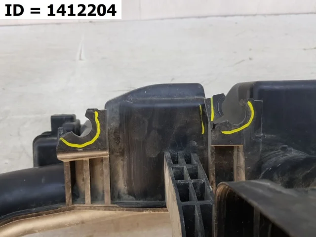 Резонатор воздуховода для Hyundai Solaris 1 рестайлинг 2014-2017 на фотографиях