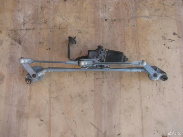 Трапеция стеклоочистителей для Toyota Corolla E120/E130 Седан 2000-2007 на фотографиях