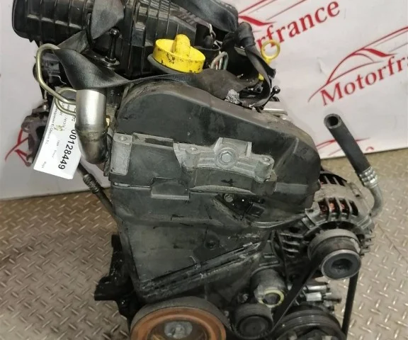 Двигатель без навесного для Renault Duster HS rest 2015-2021 на фотографиях