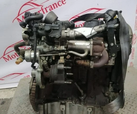 Двигатель без навесного для Renault Logan 2007-2012 (Универсал KS) на фотографиях