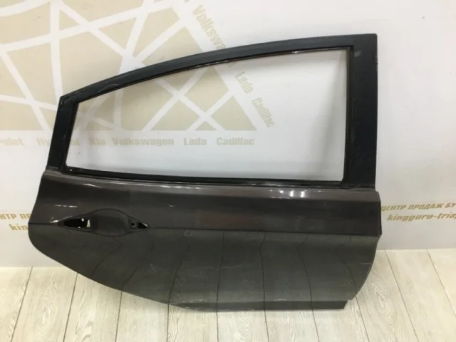 Дверь задняя правая для Hyundai Solaris 1 рестайлинг 2014-2017 на фотографиях