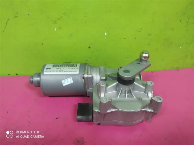 Мотор стеклоочистителя для Audi Q7 4L 2005-2015 на фотографиях