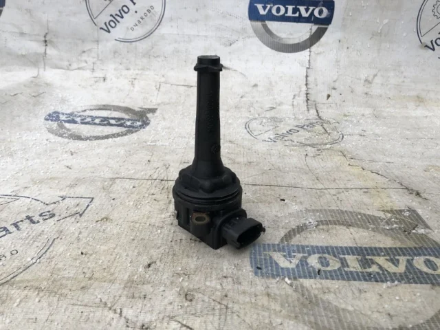 Катушка зажигания для Volvo XC90 I C 2002-2014 на фотографиях