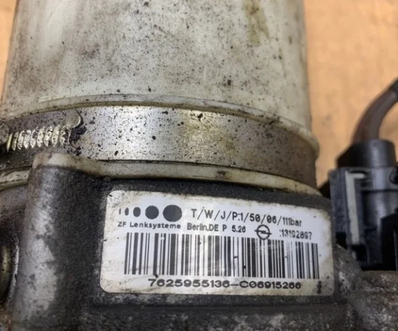 Насос ГУР для Opel Astra H Седан 2004-2014 на фотографиях