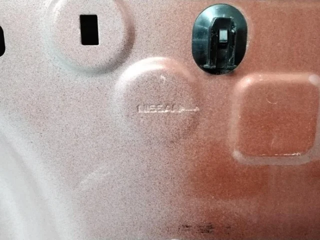 Накладка на дверь передняя левая для Nissan Qashqai J10 2006-2013 на фотографиях