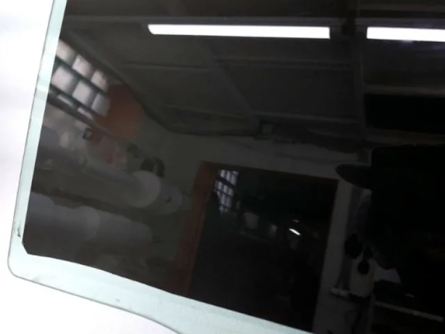 Стекло двери заднее левое для Audi Q7 4M 2015+ на фотографиях