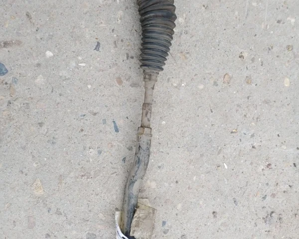 Рулевая рейка для Toyota RAV4 XA30 2005-2012 на фотографиях