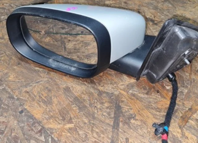 Зеркало заднего вида (в салоне) для Volvo C30 MK 2006-2013 на фотографиях