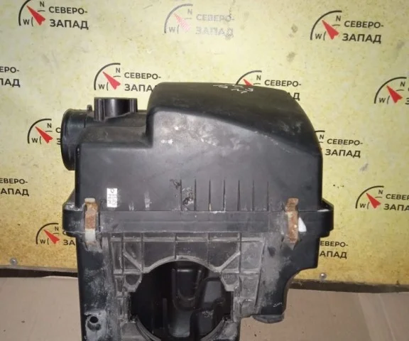 Корпус воздушного фильтра для Mazda CX 5 KF 2017 на фотографиях