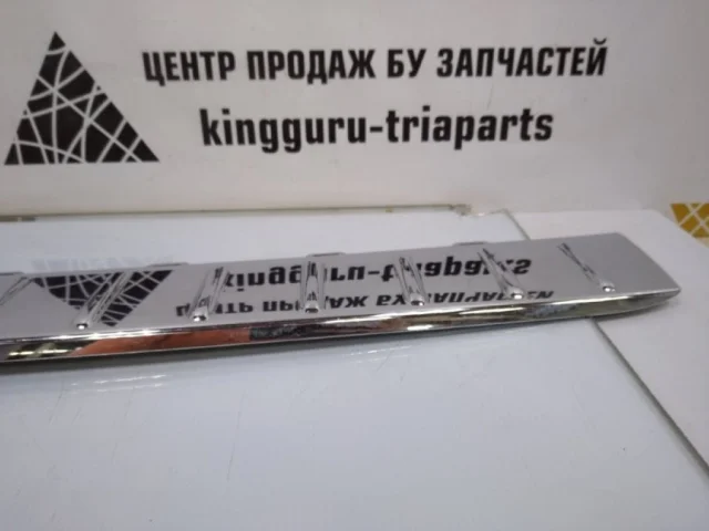 Накладка заднего бампера правая для Volkswagen Touareg I (7L) 2002-2010 на фотографиях